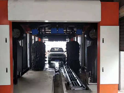 D9 Upgrade Conveyor System Car Washing Tunnel Machine With 9 Brush