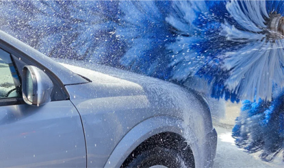 Is it important to wash your car in time after a snow day ?