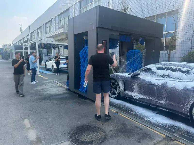 Russian Customer Visits Shinewash Factory and Local Automatic Car Wash Station