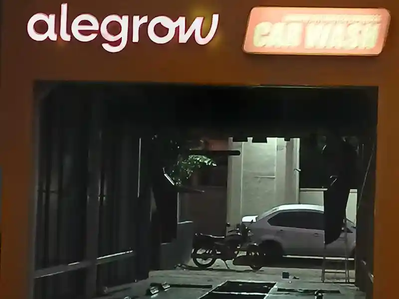 Shinewash K9 Touchless Car Wash Machine Successfully Installed in Brazil