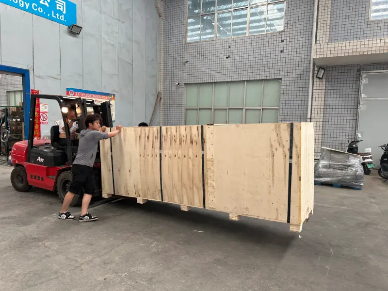 Shinewash Ships a Dual Arm Touchless Car Wash Machine to US Client