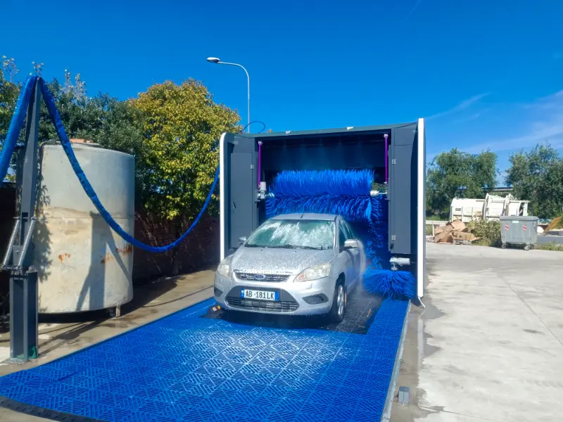 The S9 rollover car wash machine for Shinewash Albanian customer has been successfully installed